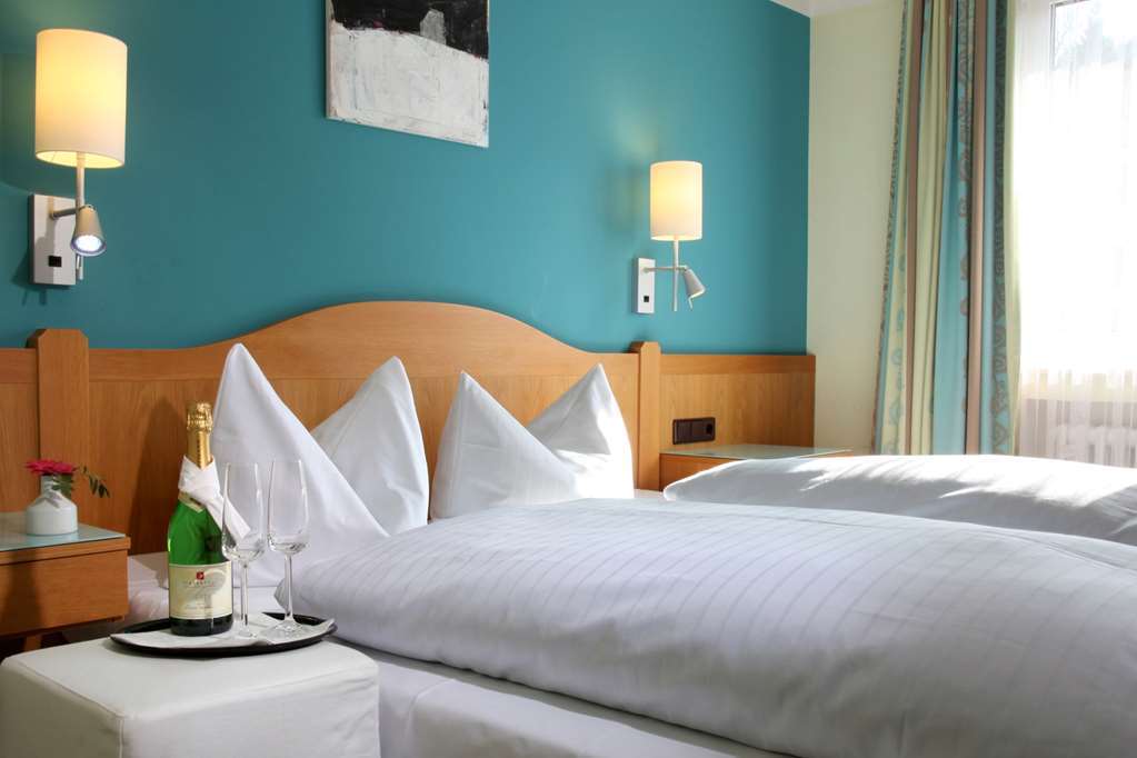 Hotel Frankenhof Höchberg Zewnętrze zdjęcie