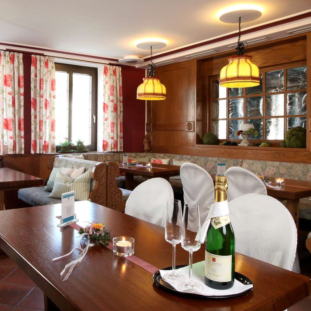Hotel Frankenhof Höchberg Restauracja zdjęcie